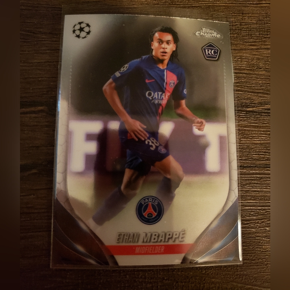 ⚽️ Topps Chrome Ethan Mbappe Card ⚽️